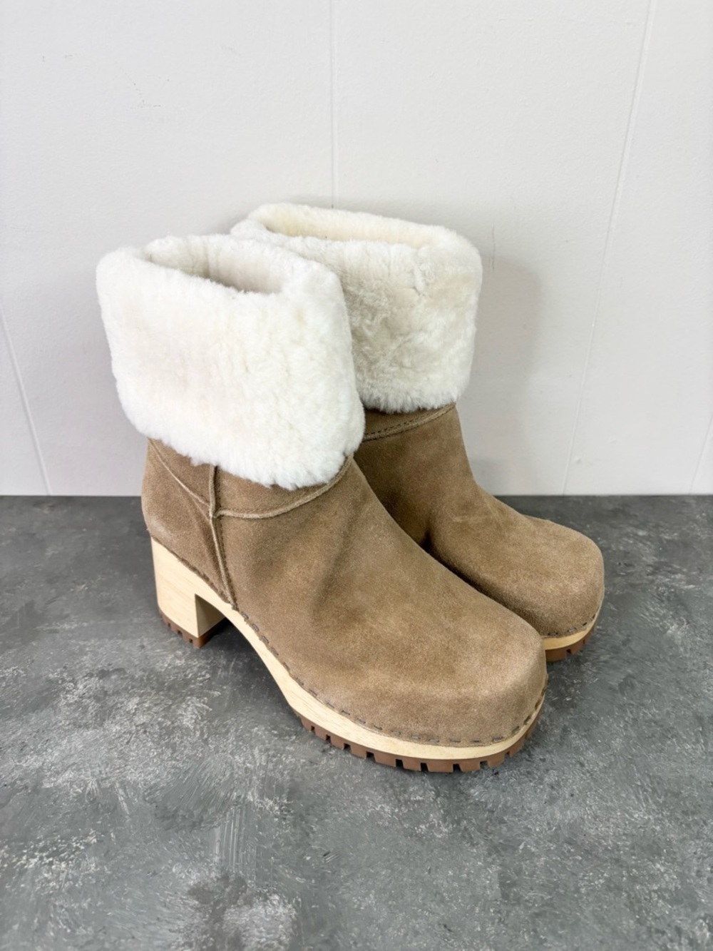 MIA clogs Jildie Rust Suede Ankle Boots Wooden Clog Sheepskin Fur Boho sz 7 new